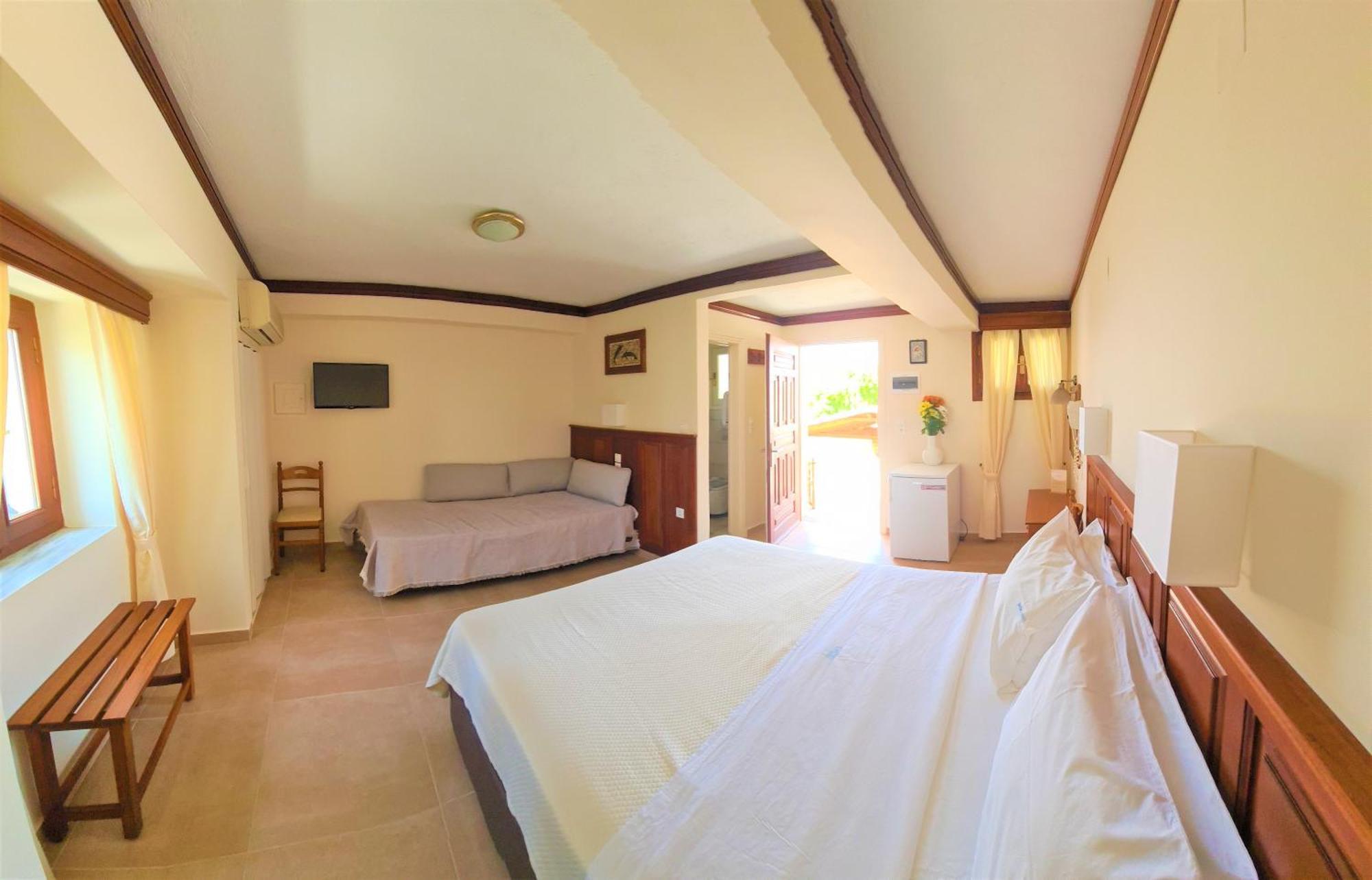 Kastro Hotel Spetses Town ภายนอก รูปภาพ