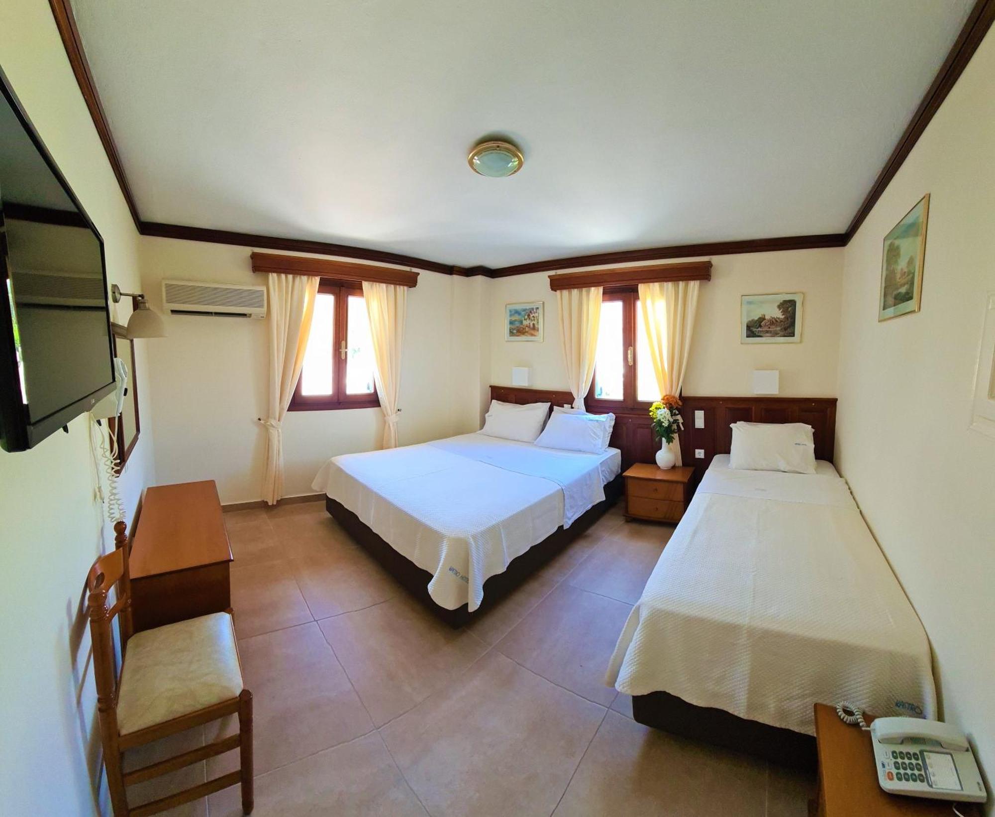 Kastro Hotel Spetses Town ห้อง รูปภาพ